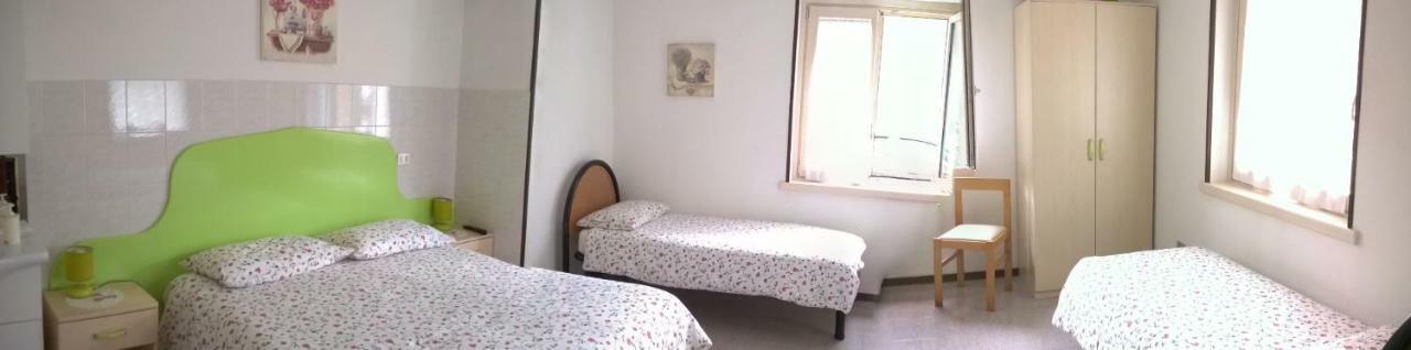 B&B Ai Pini Tiarno di Sopra Eksteriør bilde